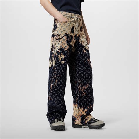 louis vuitton designer pants.